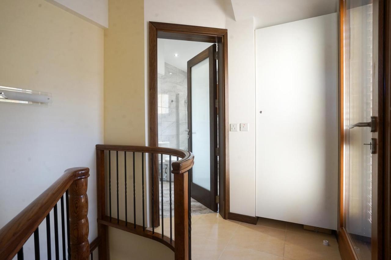 Getawaynpetto Private Duplex Maisonette With Jacuzzi Hot Tub Holiday home *