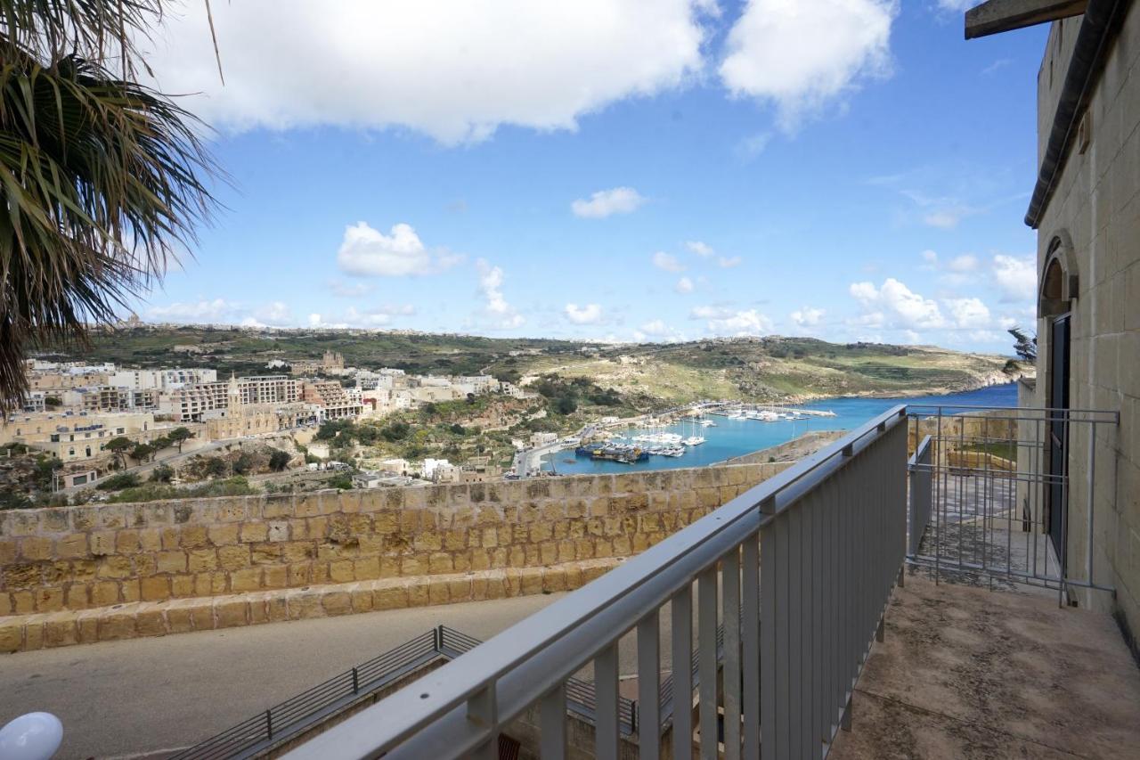 Getawaynpetto Private Duplex Maisonette With Jacuzzi Hot Tub * Mgarr