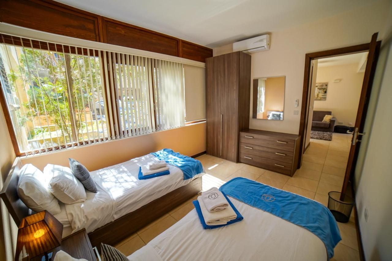 Getawaynpetto Private Duplex Maisonette With Jacuzzi Hot Tub *