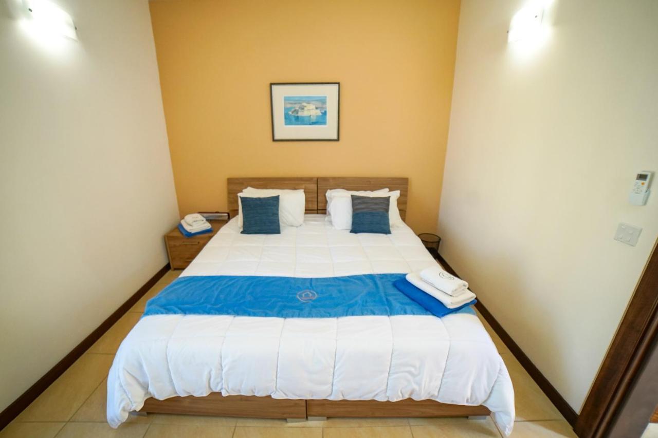 Getawaynpetto Private Duplex Maisonette With Jacuzzi Hot Tub *